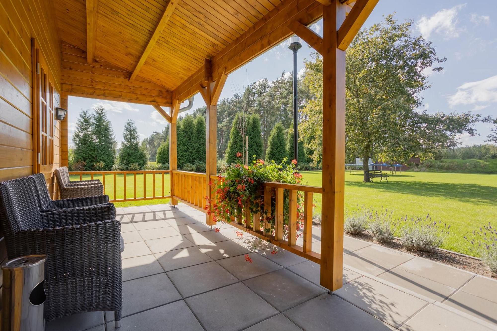 Hubertus Dwor Mysliwski Oppeln Exterior foto