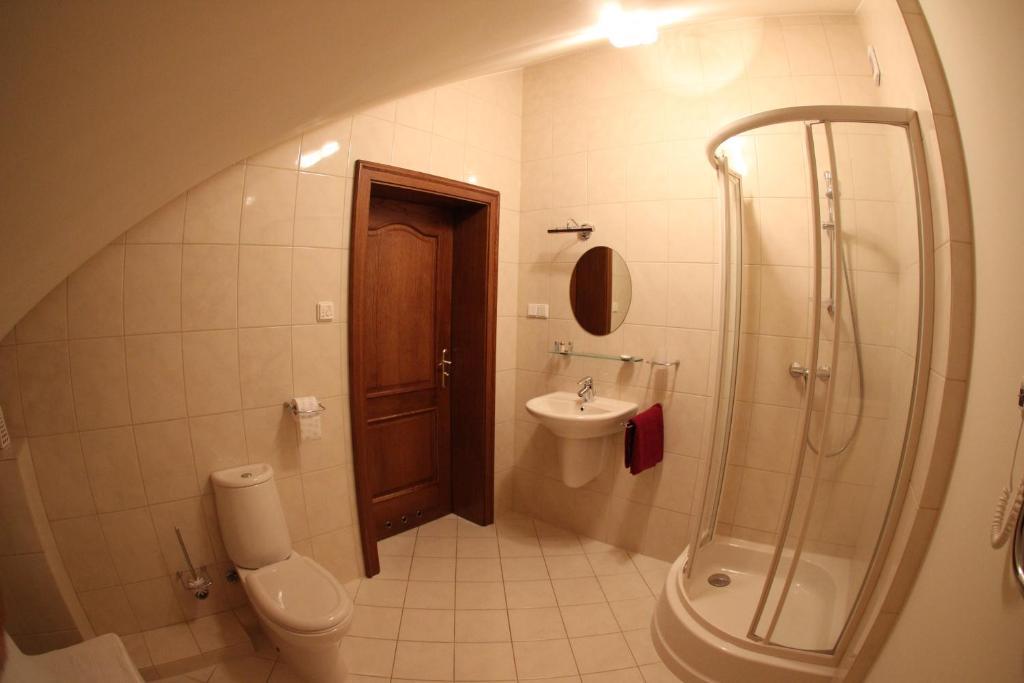 Hubertus Dwor Mysliwski Oppeln Zimmer foto